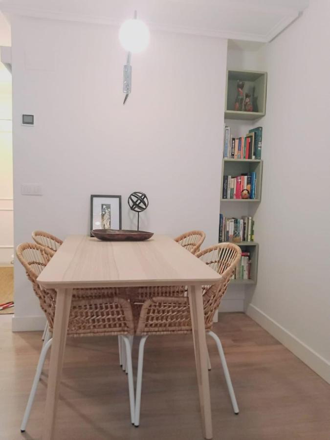 Apartamento Con Suite, Zona De Trabajo Y Yoga Wifi Y Garaje カストロ・ウルディアレス エクステリア 写真