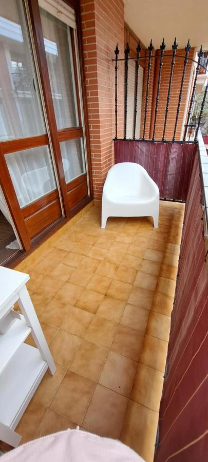 Apartamento Con Suite, Zona De Trabajo Y Yoga Wifi Y Garaje カストロ・ウルディアレス エクステリア 写真