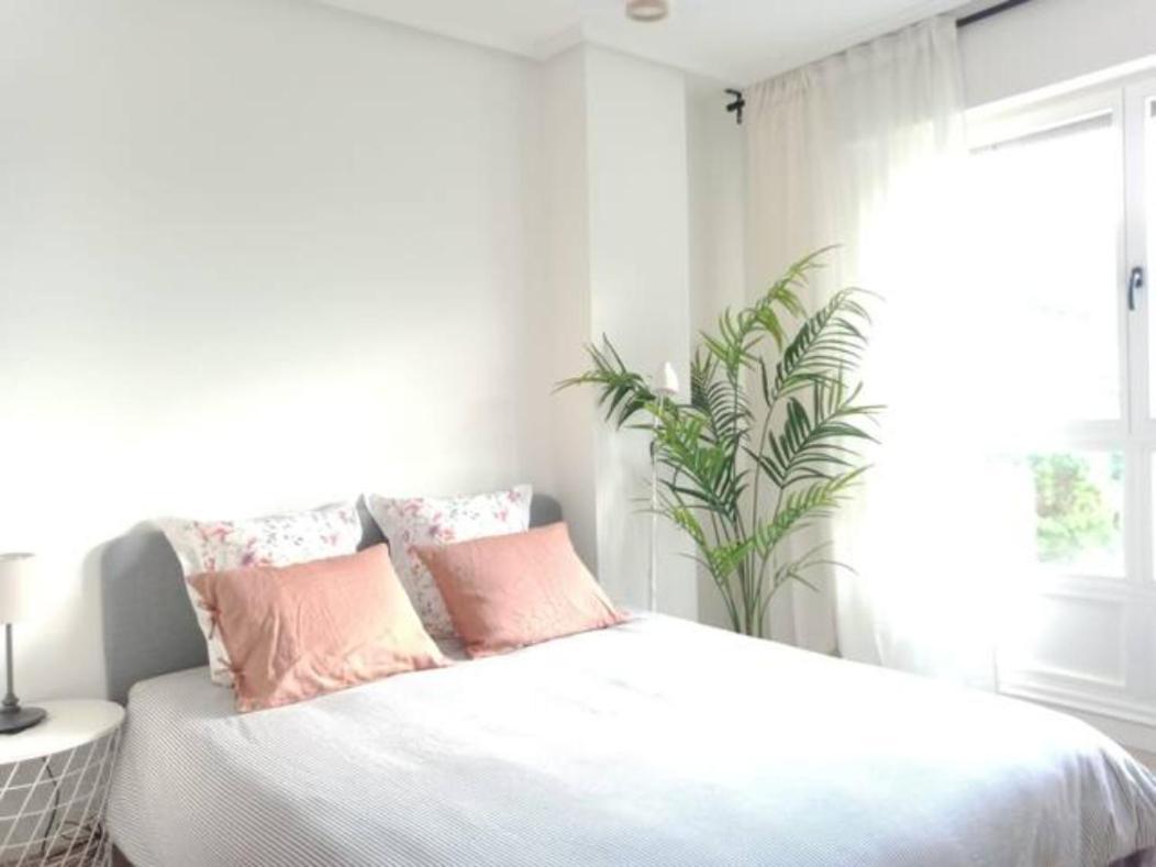 Apartamento Con Suite, Zona De Trabajo Y Yoga Wifi Y Garaje カストロ・ウルディアレス エクステリア 写真