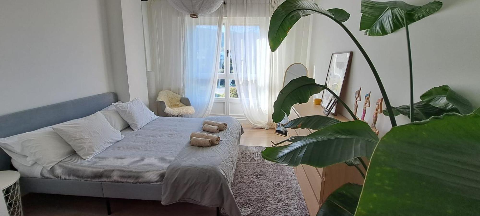 Apartamento Con Suite, Zona De Trabajo Y Yoga Wifi Y Garaje カストロ・ウルディアレス エクステリア 写真