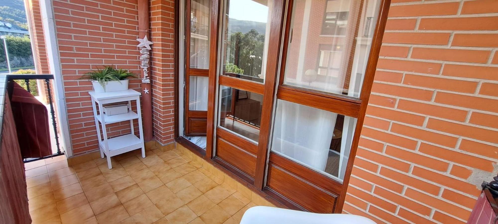 Apartamento Con Suite, Zona De Trabajo Y Yoga Wifi Y Garaje カストロ・ウルディアレス エクステリア 写真